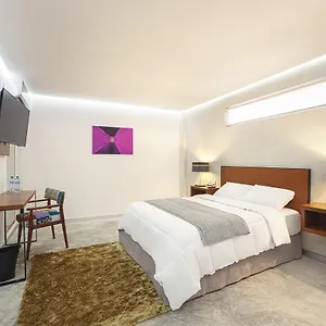 hotel-urban-101.quintano-roohotels.com/